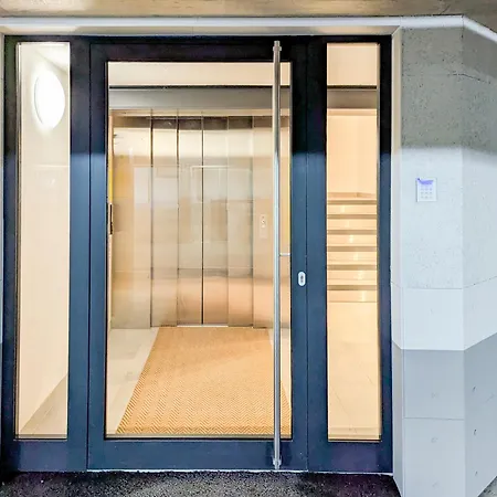 Spacieux Cheminee, Terrasse Et Jardin