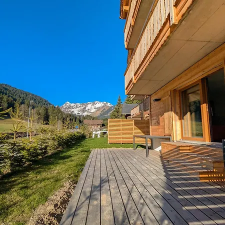 Spacieux Cheminee, Terrasse Et Jardin Morgins